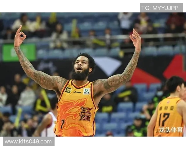 宁波男篮外援辛普森正式抵队队友热烈欢迎队伍战力全面提升